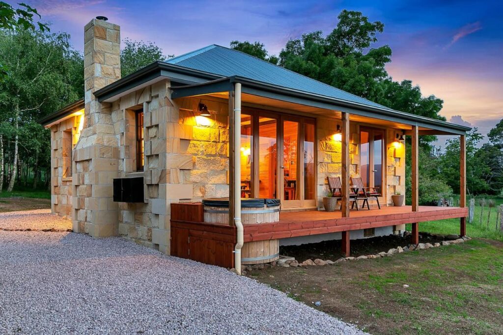 stone cottage in tasmania